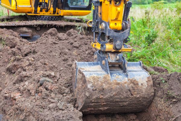 Digging Service in Simi Valley