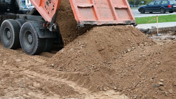 Dirt Relocation in Simi Valley