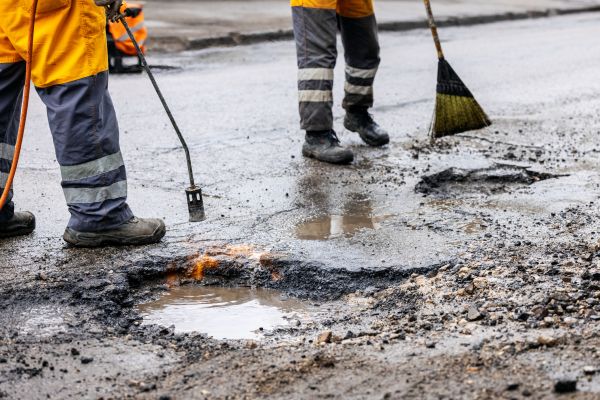 Gravel Pothole Repair in Simi Valley